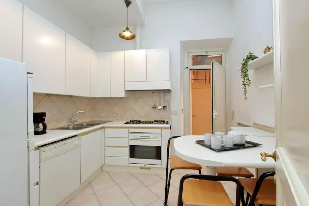 Navona Elegant Two Bedroom Apartment روما المظهر الخارجي الصورة